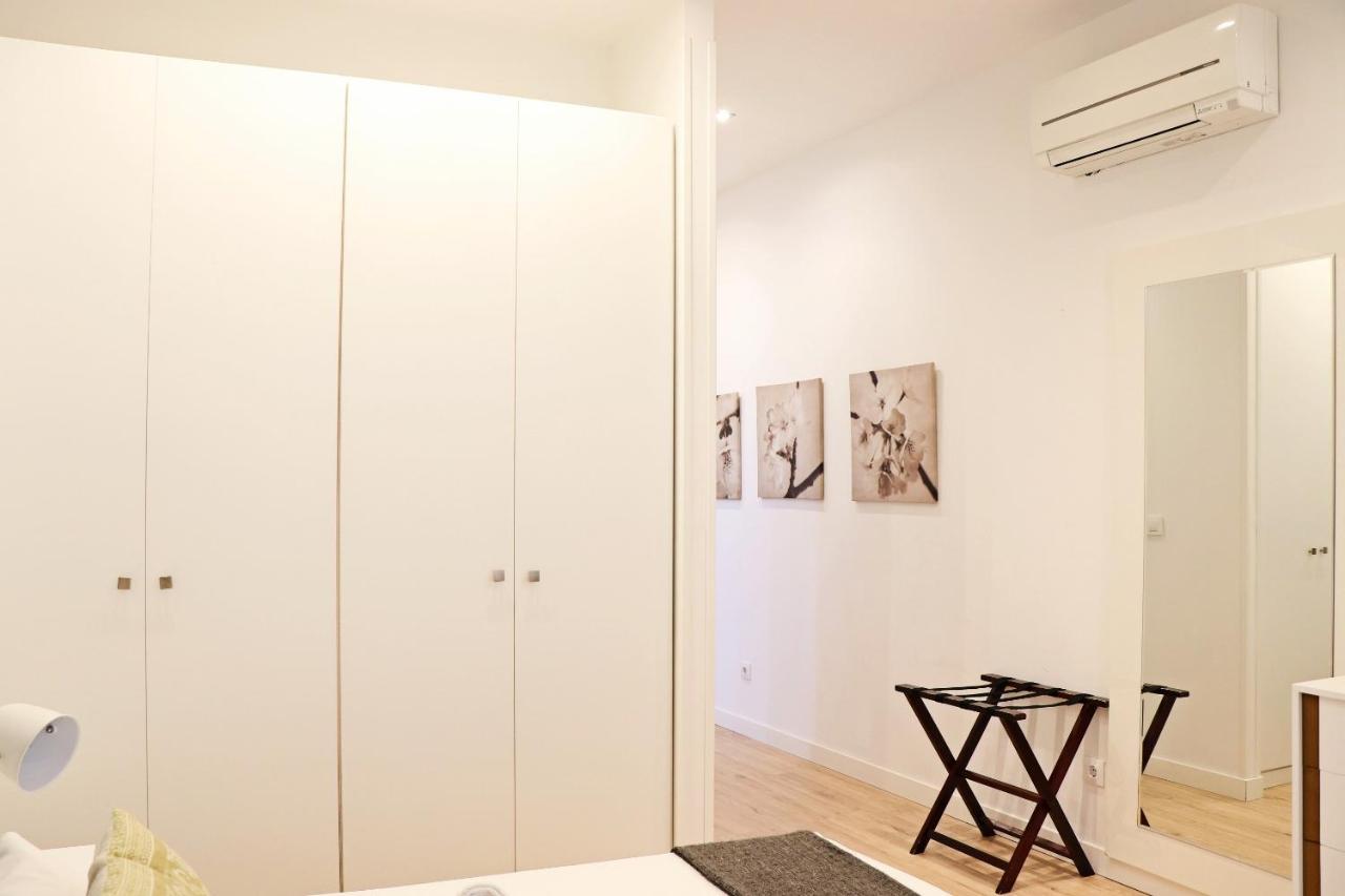 For You Rentals New Design Apartment Temporal Puerta Del Sol Pre10A Madrid Bagian luar foto