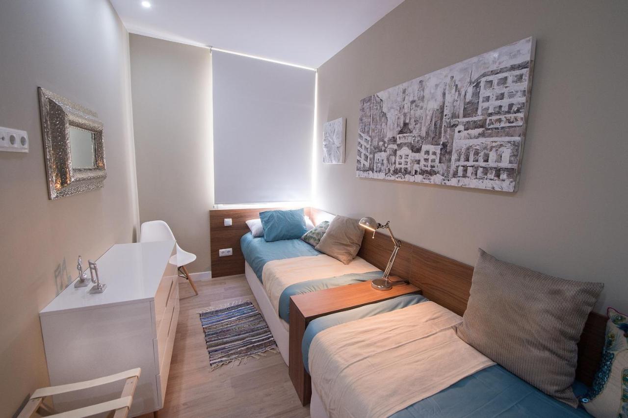 For You Rentals New Design Apartment Temporal Puerta Del Sol Pre10A Madrid Bagian luar foto