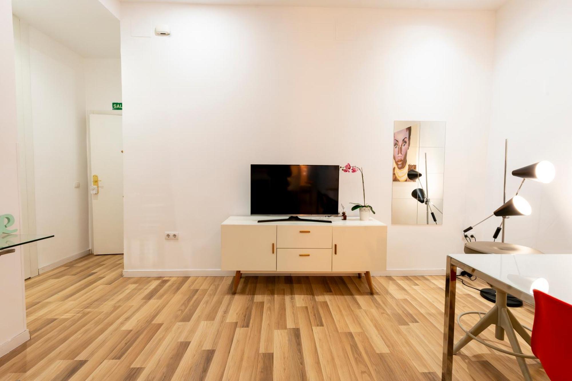 For You Rentals New Design Apartment Temporal Puerta Del Sol Pre10A Madrid Bagian luar foto