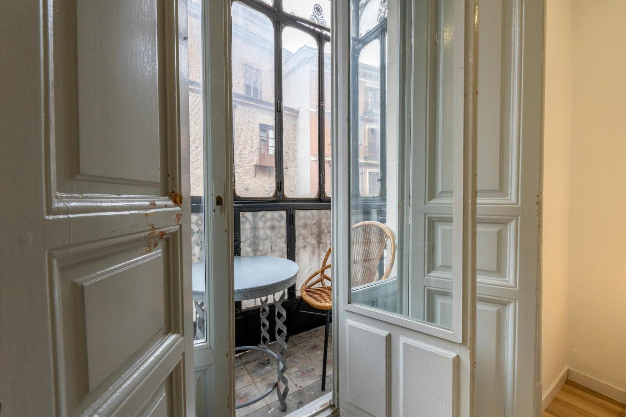 For You Rentals New Design Apartment Temporal Puerta Del Sol Pre10A Madrid Bagian luar foto