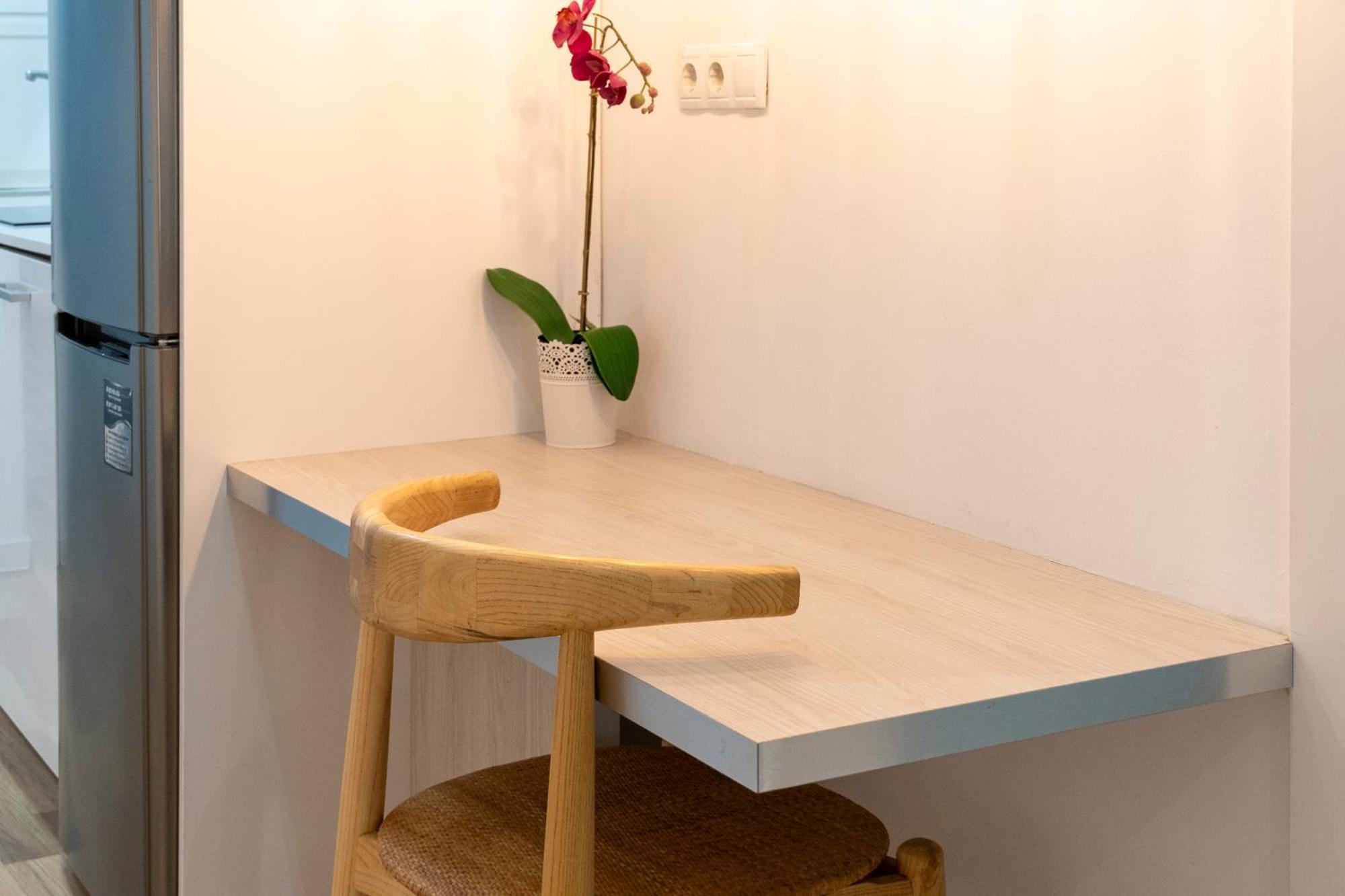 For You Rentals New Design Apartment Temporal Puerta Del Sol Pre10A Madrid Bagian luar foto